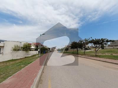 On Excellent Location Residential Plot Of 1 Kanal In Bahria Greens - Overseas Enclave - Sector 3 For sale