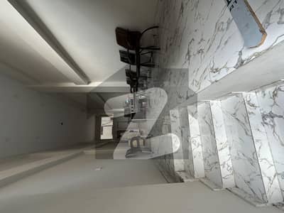 ڈی ایچ اے فیز 5 ڈی ایچ اے ڈیفینس,کراچی میں 2 مرلہ دکان 90.0 ہزار میں کرایہ پر دستیاب ہے۔