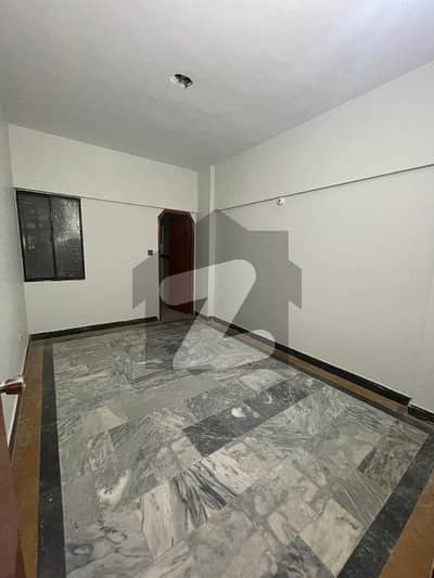 گلشنِ اقبال گلشنِ اقبال ٹاؤن,کراچی میں 3 کمروں کا 6 مرلہ فلیٹ 1.35 کروڑ میں برائے فروخت۔