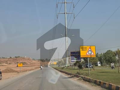 مارگلہ انکلیو مارگلہ ایونیو,اسلام آباد میں 10 مرلہ رہائشی پلاٹ 3.5 کروڑ میں برائے فروخت۔