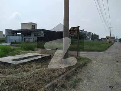 روشن پاکستان سکیم ای ۔ 16/1,ای ۔ 16,اسلام آباد میں 10 مرلہ رہائشی پلاٹ 45.0 لاکھ میں برائے فروخت۔