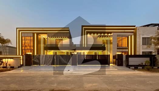 Pair Of House Ideal For 2 Families