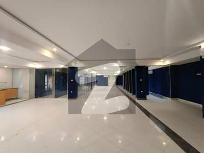 گلبرگ گرینز گلبرگ,اسلام آباد میں 16 مرلہ دفتر 5.9 لاکھ میں کرایہ پر دستیاب ہے۔