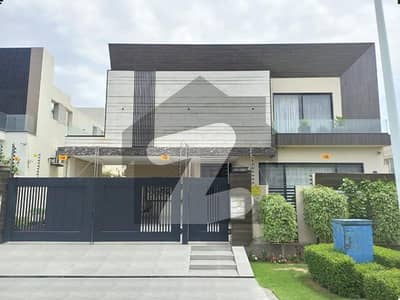 PHASE 7 1-KANAL BRAND NEW FULL BASEMENT BUNGALOW WITH 6 BEDROOMS IS AVAILABLE FOR SALE.