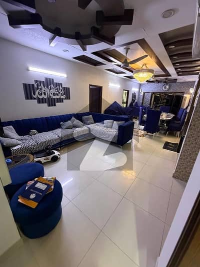 FLAT FOR SELL 4 BED DD WITH ROOF