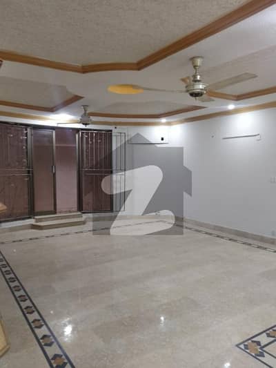 Beautiful 3Side open lower basement for rent 3 bedroom with attached bathroom