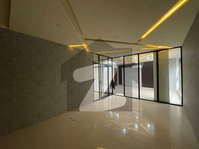 آئی ۔ 8 مرکز آئی ۔ 8,اسلام آباد میں 6 مرلہ دفتر 4.8 لاکھ میں کرایہ پر دستیاب ہے۔