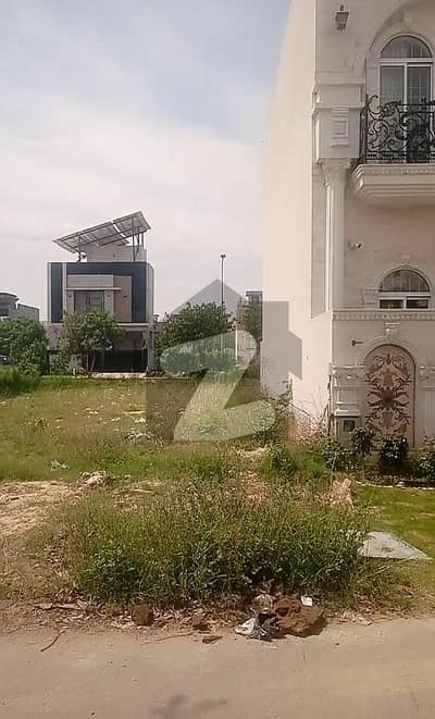 ڈی ایچ اے 9 ٹاؤن ۔ بلاک ڈی ڈی ایچ اے 9 ٹاؤن,ڈیفنس (ڈی ایچ اے),لاہور میں 5 مرلہ رہائشی پلاٹ 1.01 کروڑ میں برائے فروخت۔ ڈی ایچ اے 9 ٹاؤن ۔ بلاک ڈی ڈی ایچ اے 9 ٹاؤن,ڈیفنس (ڈی ایچ اے),لاہور میں 5 مرلہ رہائشی پلاٹ 1.01 کروڑ میں برائے فروخت۔