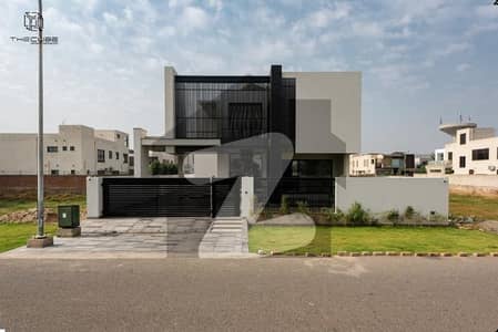 20 MARLA ELEGANT AND FULLY MAINTAINED SUPER HOT LOCATED BUNGALOW IS AVAILABLE IN THE BEST BLOCK OF DHA LAHORE.