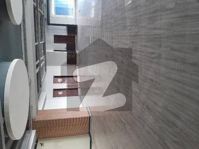 Office Available For Rent Main Shahrah Faisal