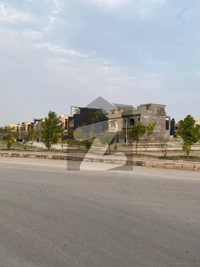 Investment Plot For Sale In Khalid Block