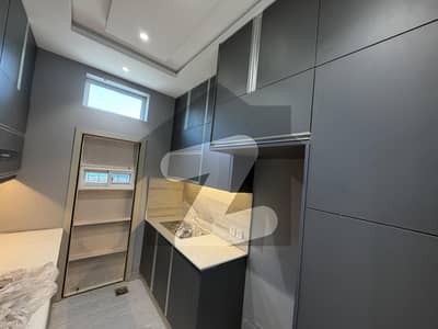 ڈی ایچ اے 11 رہبر سیکٹر 2 ڈی ایچ اے 11 رہبر,لاہور میں 4 کمروں کا 5 مرلہ مکان 2.65 کروڑ میں برائے فروخت۔