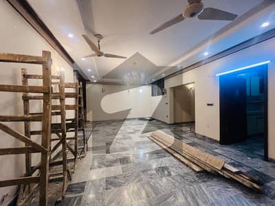 ڈی ایچ اے فیز 3 - بلاک زیڈ فیز 3,ڈیفنس (ڈی ایچ اے),لاہور میں 3 کمروں کا 1 کنال زیریں پورشن 95.0 ہزار میں کرایہ پر دستیاب ہے۔