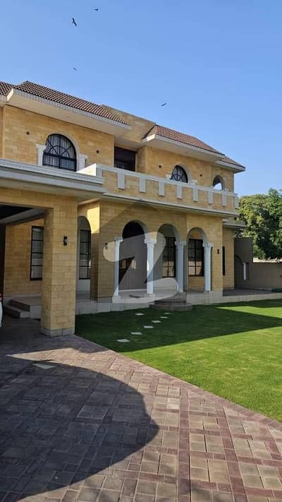 عبداللہ گارڈنز ایسٹ کینال روڈ,کینال روڈ,فیصل آباد میں 5 کمروں کا 1 کنال مکان 9.5 کروڑ میں برائے فروخت۔