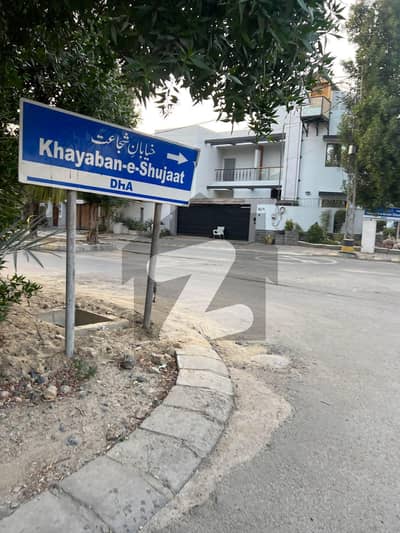 ڈی ایچ اے فیز 6 ڈی ایچ اے ڈیفینس,کراچی میں 1 کنال رہائشی پلاٹ 8.75 کروڑ میں برائے فروخت۔