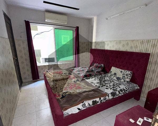 Flat For Grabs In 1200 Square Feet E-11 Flat For Grabs In 1200 Square Feet E-11