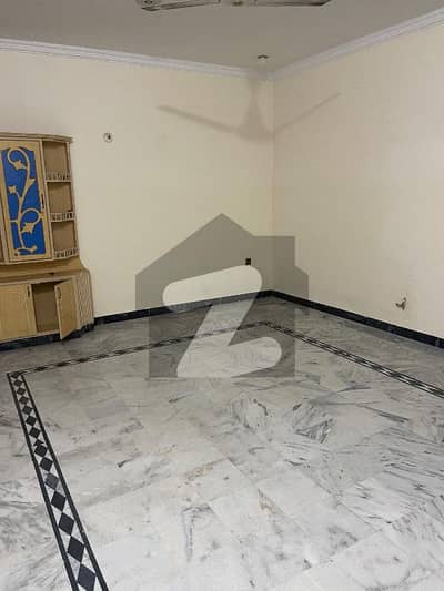 پی ڈبلیو ڈی ہاؤسنگ سکیم اسلام آباد میں 2 کمروں کا 10 مرلہ زیریں پورشن 60.0 ہزار میں کرایہ پر دستیاب ہے۔