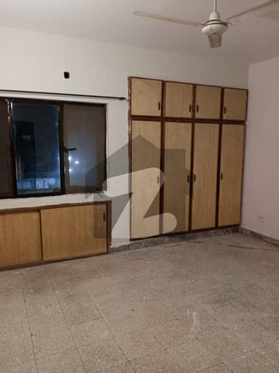 جی ۔ 11 اسلام آباد میں 2 کمروں کا 5 مرلہ فلیٹ 76.0 ہزار میں کرایہ پر دستیاب ہے۔