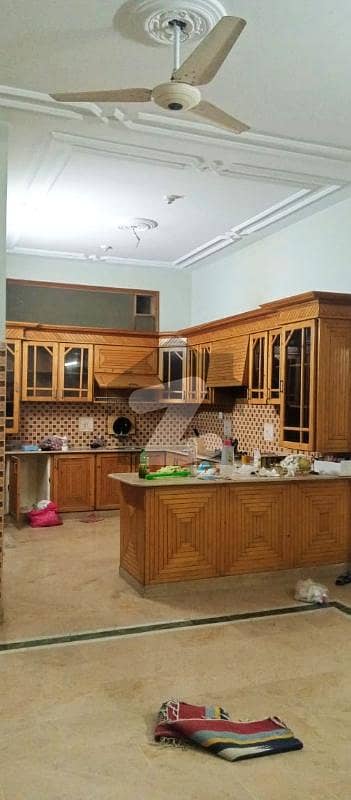 BUNGALOW'S PORTION FOR RENT