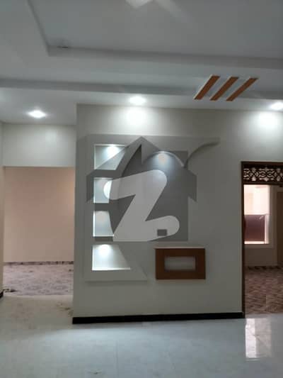 سکیم 33 کراچی میں 3 کمروں کا 16 مرلہ بالائی پورشن 1.1 لاکھ میں کرایہ پر دستیاب ہے۔