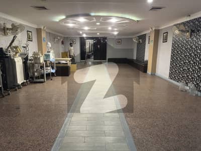 2 Kanal Prime Commercial Building for Rent on Main Boulevard Johar Town Near Emporium Mall & Expo Centre