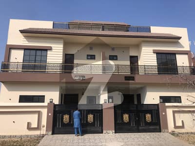 سٹی ہاؤسنگ ملتان میں 3 کمروں کا 5 مرلہ مکان 48.0 ہزار میں کرایہ پر دستیاب ہے۔