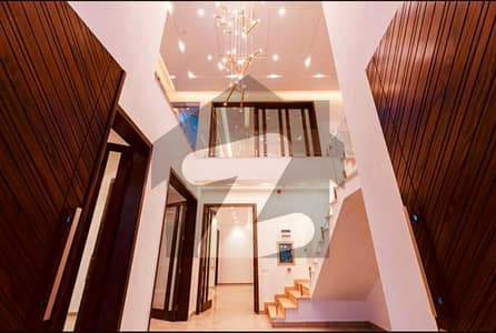 ڈی ایچ اے فیز 7 ڈیفنس (ڈی ایچ اے),لاہور میں 5 کمروں کا 1 کنال مکان 6.85 کروڑ میں برائے فروخت۔