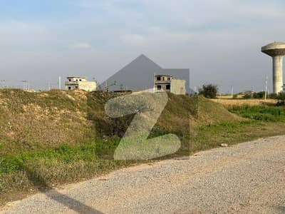 آئی ۔ 15 اسلام آباد میں 6 مرلہ رہائشی پلاٹ 68.0 لاکھ میں برائے فروخت۔