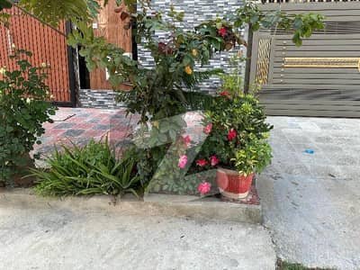 آئی ۔ 16 اسلام آباد میں 8 مرلہ رہائشی پلاٹ 1.25 کروڑ میں برائے فروخت۔