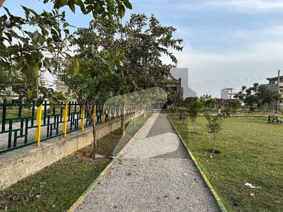 5 Marla Plot Available for Sale in I-16