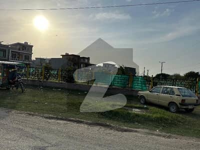 آئی ۔ 16 اسلام آباد میں 8 مرلہ رہائشی پلاٹ 1.1 کروڑ میں برائے فروخت۔