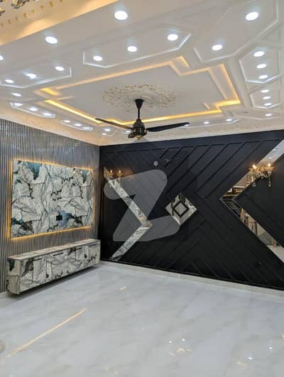 پارک ویو سٹی ۔ ٹوپز بلاک پارک ویو سٹی,لاہور میں 3 کمروں کا 5 مرلہ مکان 80.0 ہزار میں کرایہ پر دستیاب ہے۔