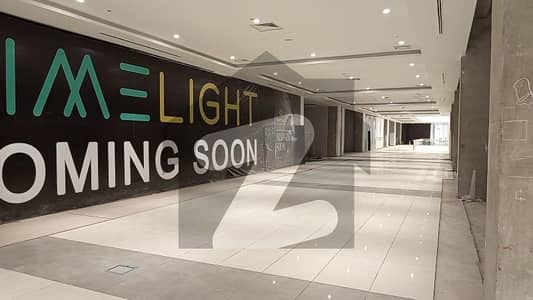 لائل پور گیلیریا 2 سمندری روڈ,فیصل آباد میں 1 مرلہ دکان 1.85 کروڑ میں برائے فروخت۔