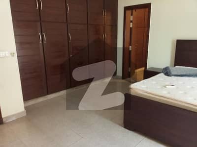 12 MARLA HOUSE FOR RENT FAMILY AND OFFICE PURPOUSE