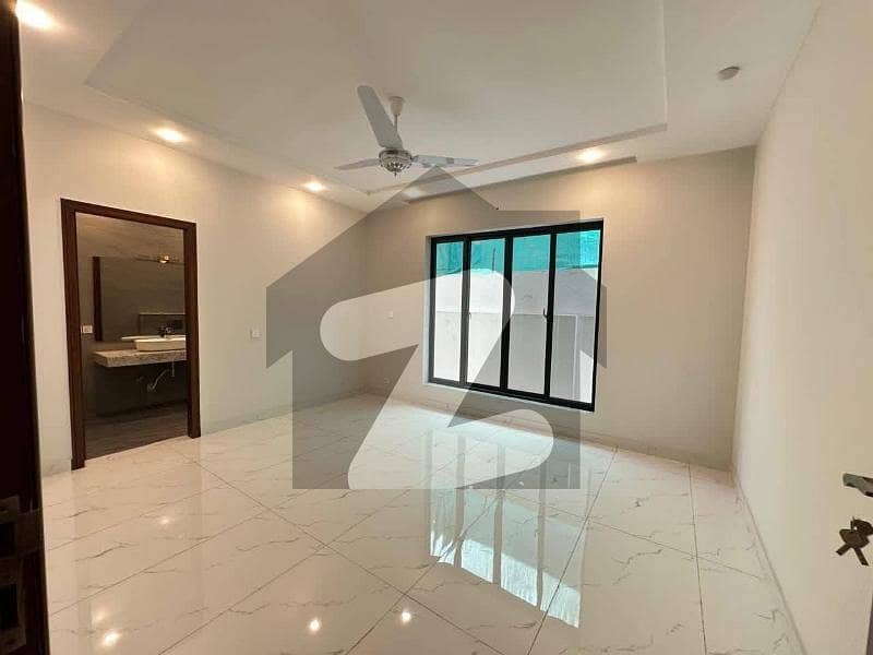 1 Kanal Brand New House 1 Kanal Brand New House