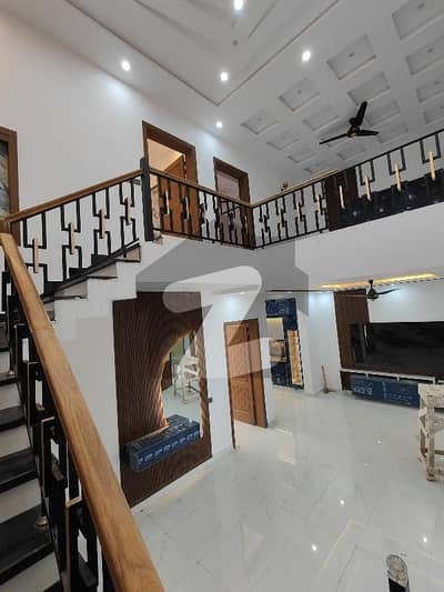 جناح گارڈنز فیز 1 جناح گارڈنز,ایف ای سی ایچ ایس,اسلام آباد میں 4 کمروں کا 7 مرلہ مکان 3.35 کروڑ میں برائے فروخت۔