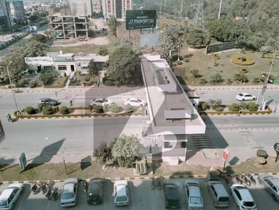 B17 Islamabad Multi Garden 3 Bed Apartment For Rent Gate 1