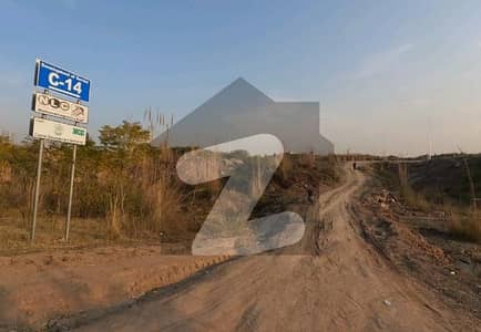 سی ۔ 14 اسلام آباد میں 1 کنال رہائشی پلاٹ 6.5 کروڑ میں برائے فروخت۔