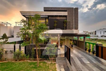 ڈی ایچ اے فیز 5 ڈیفنس (ڈی ایچ اے),لاہور میں 4 کمروں کا 10 مرلہ مکان 4.9 کروڑ میں برائے فروخت۔