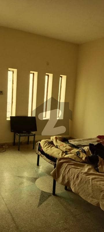 7 Marla First Floor For Rent