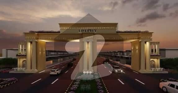 LDA City Lahore  Location : Gaju Mota Entergy change Prime location Plot Cutting 5 Marla 10 Marla 1 Kanal 2 Kanal  Facilities : gas water, electricity, underground, electricity, carpeted, road structure roads Jana broad Gelho Road Hunza Road Pine Ave. , Road