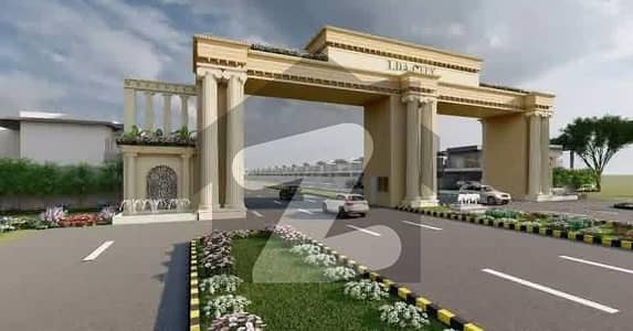 LDA City Lahore  Location : Gaju Mota Entergy change Prime location Plot Cutting 5 Marla 10 Marla 1 Kanal 2 Kanal  Facilities : gas water, electricity, underground, electricity, carpeted, road structure roads Jana broad Gelho Road Hunza Road Pine Ave. , Road