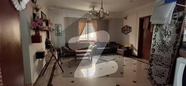 500 Yards Two Unit Bungalow Available For Sale 6 Bedroom Attach Bathroom With Drawing And Dining Room With Basement West Open Neat And Clean Big Parking