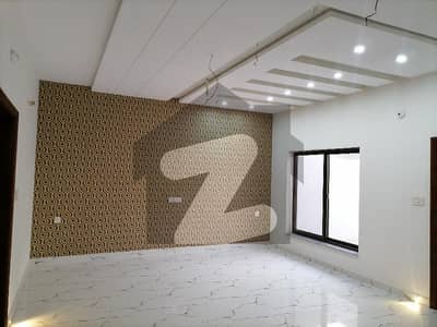 واپڈا سٹی ۔ بلاک ایم واپڈا سٹی,فیصل آباد میں 10 مرلہ مکان 4.25 کروڑ میں برائے فروخت۔