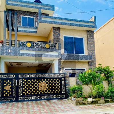 7 Marla Double Storey House With Solar Main Powre Avenue