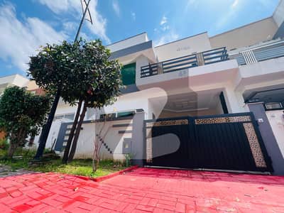 بحریہ انکلیو بحریہ ٹاؤن,اسلام آباد میں 3 کمروں کا 5 مرلہ مکان 2.8 کروڑ میں برائے فروخت۔