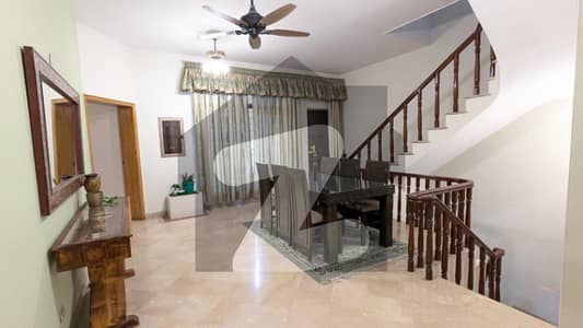 ایف ۔ 6/1 ایف ۔ 6,اسلام آباد میں 2 کمروں کا 1 کنال بالائی پورشن 4.45 لاکھ میں کرایہ پر دستیاب ہے۔