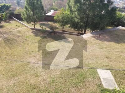 9 kanal triple story farm house available for rent in banigala islamabad