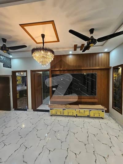 10 Marla Brand New Upper Portion Available For Rent