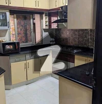 پی ای سی ایچ ایس بلاک 2 پی ای سی ایچ ایس,جمشید ٹاؤن,کراچی میں 4 کمروں کا 9 مرلہ فلیٹ 6.0 کروڑ میں برائے فروخت۔